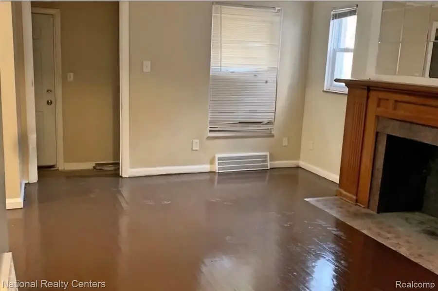 8227 Coyle Street, Detroit, MI 48228 - #3