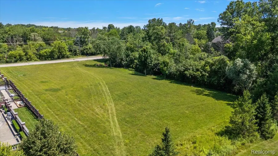 45547 W 9 Mile Road, Novi, MI 48374 - #3