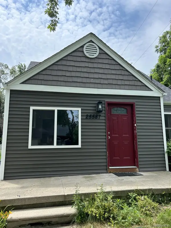25587 Ivanhoe, Redford, MI 48239