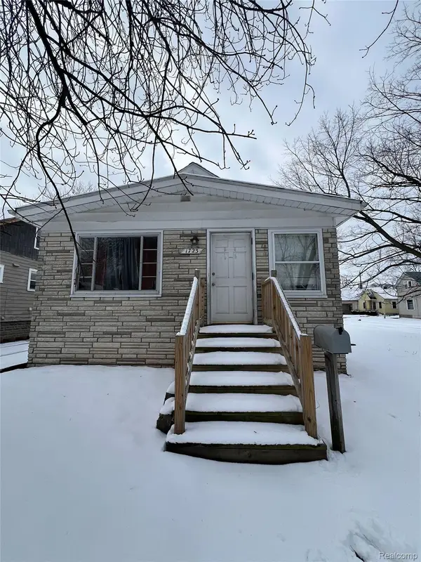 1723 Maine Street, Saginaw, MI 48602