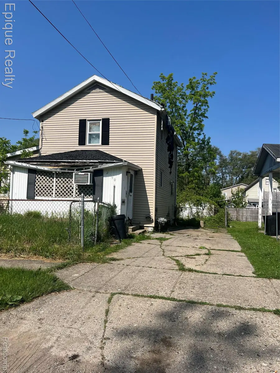 2050 Ferris Avenue, Flint, MI 48503 - #2
