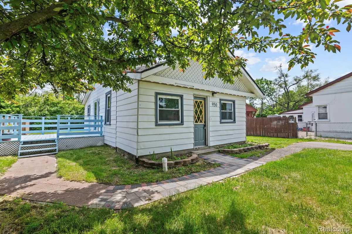 950 Auburndale Avenue, Ypsilanti, MI 48198 - #1