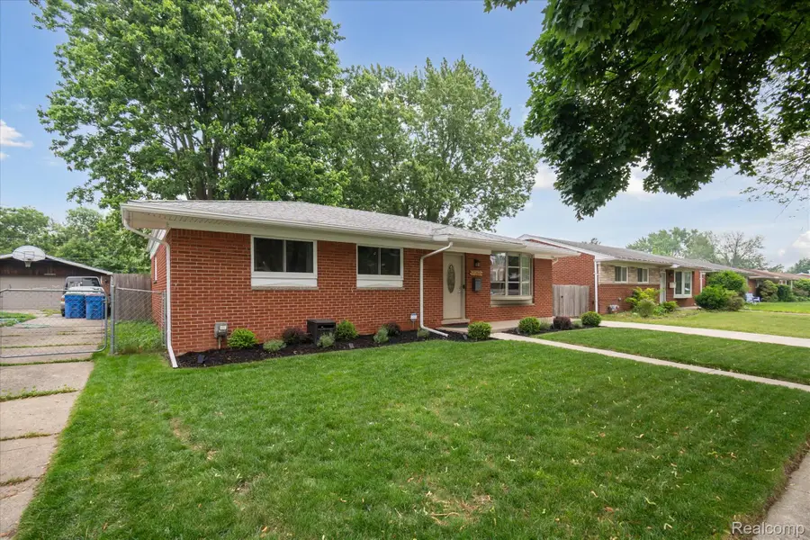 27260 Norma Drive, Warren, MI 48093 - #2