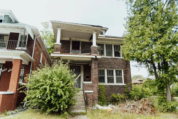 5200 Maplewood Street, Detroit, MI 48204