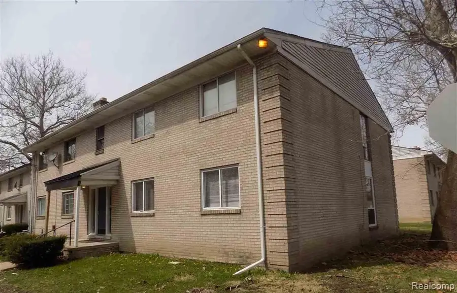 22100 Dante Street, Oak Park, MI 48237 - #2