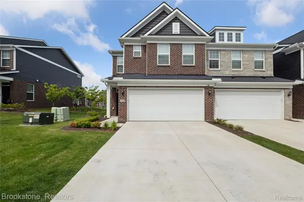 765 Hummingbird Drive, RochesterHills, MI 48307