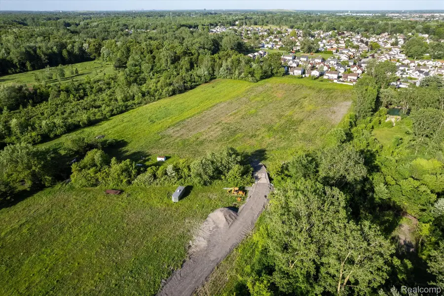 22701 Beech Daly Road, Brownstown, MI 48134 - #3