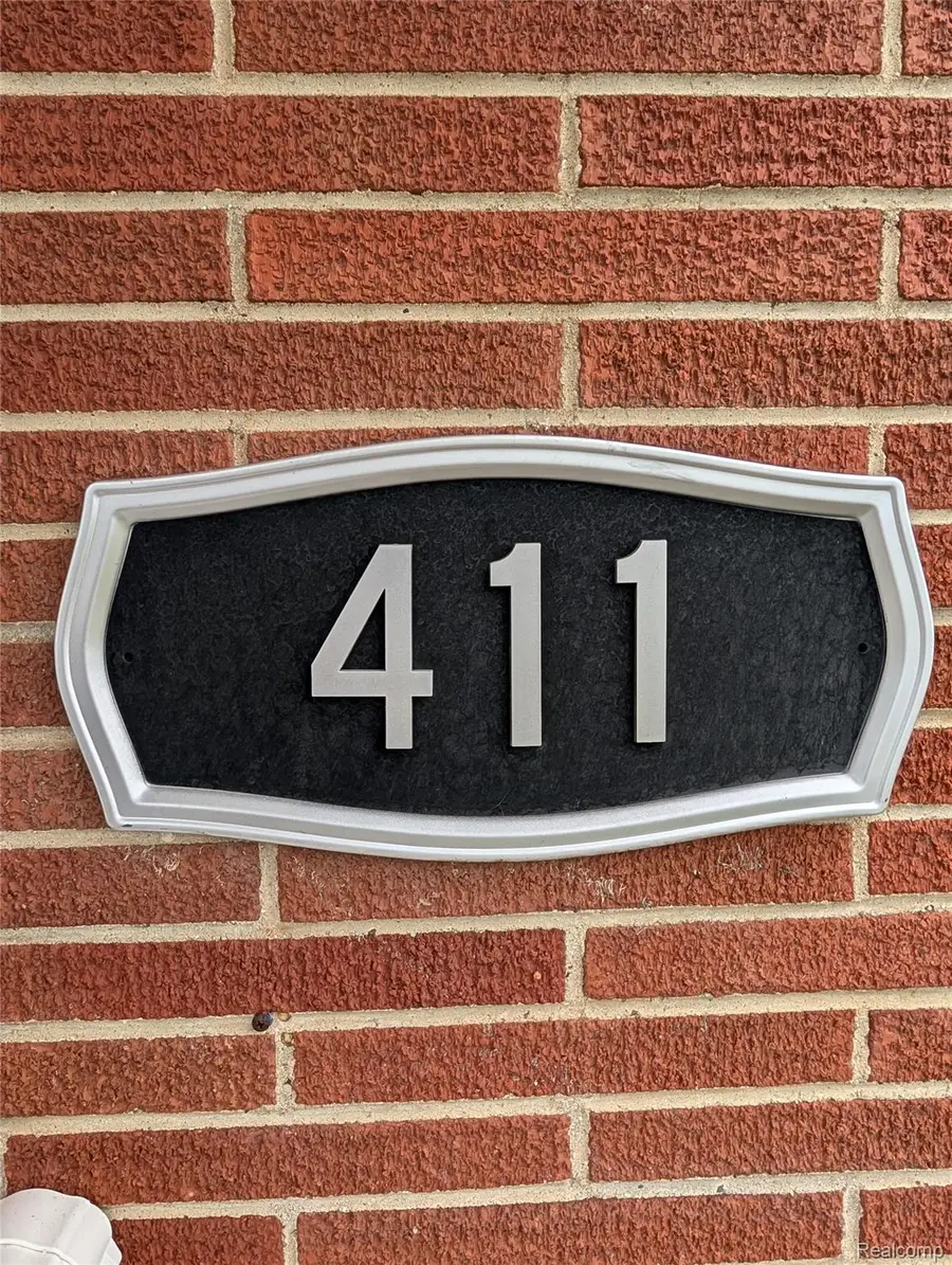 411 Cleveland Street, Bad Axe, MI 48413 - #3