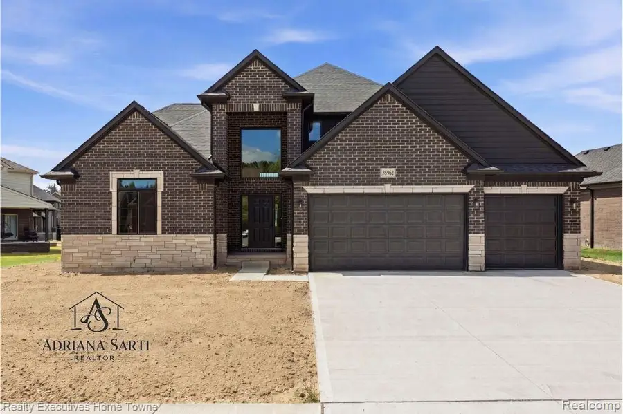 35962 Cascade Drive, New Baltimore, MI 48047 - #2