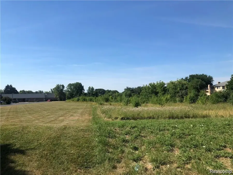 5555 E Hill Road, Grand Blanc, MI 48439 - #2