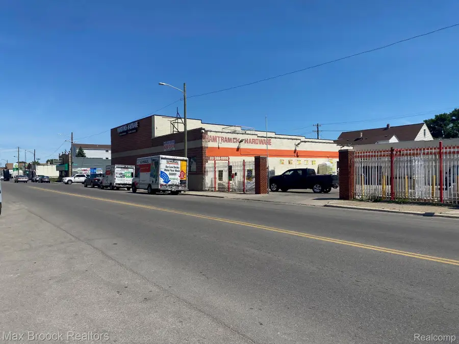 11809 Conant Street, Hamtramck, MI 48212 - #2
