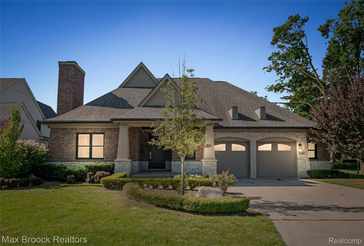 1180 Manchester Road, Birmingham, MI 48009 - #1