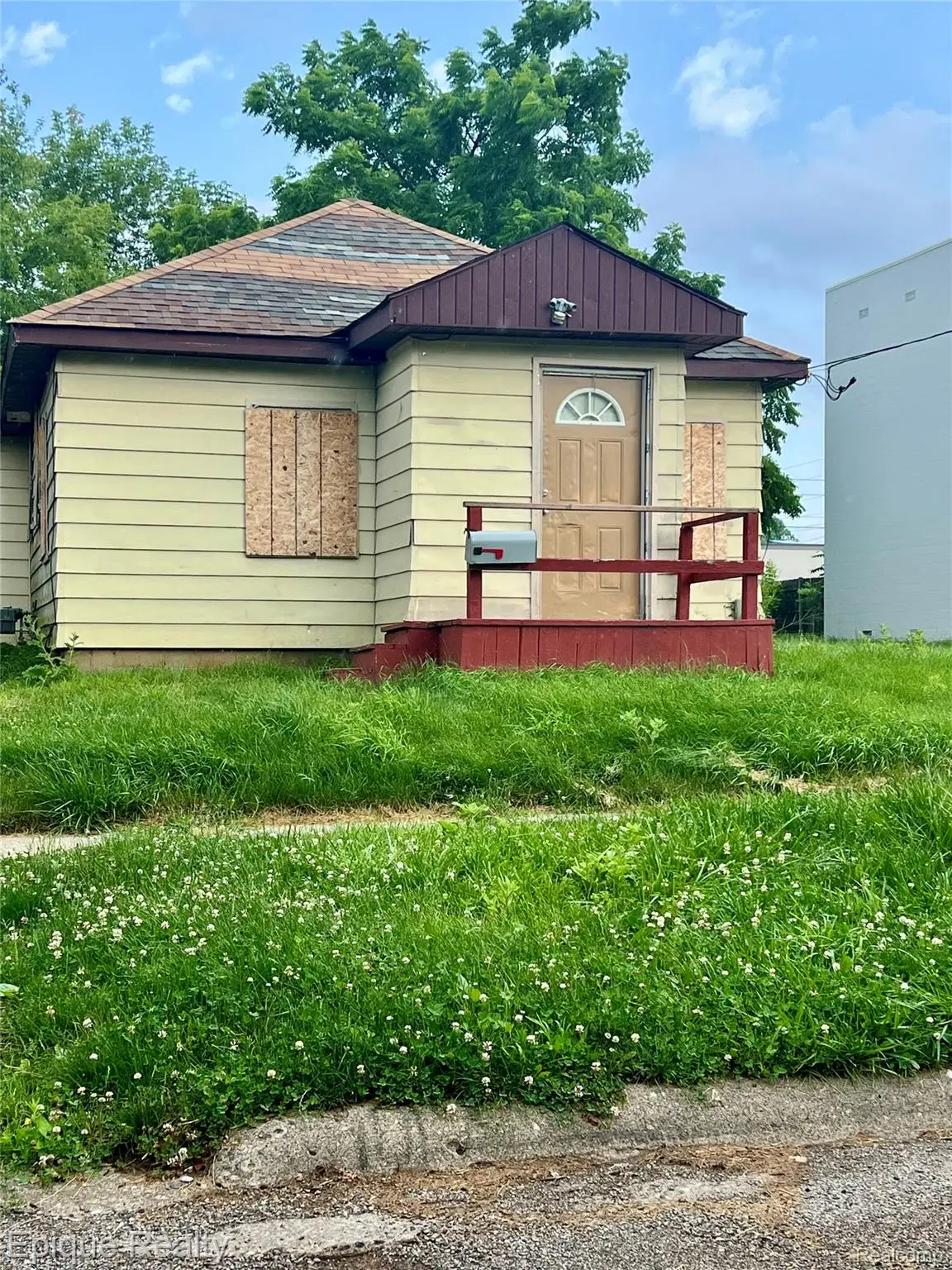 1017 Stocker Avenue, Flint, MI 48503 - #1