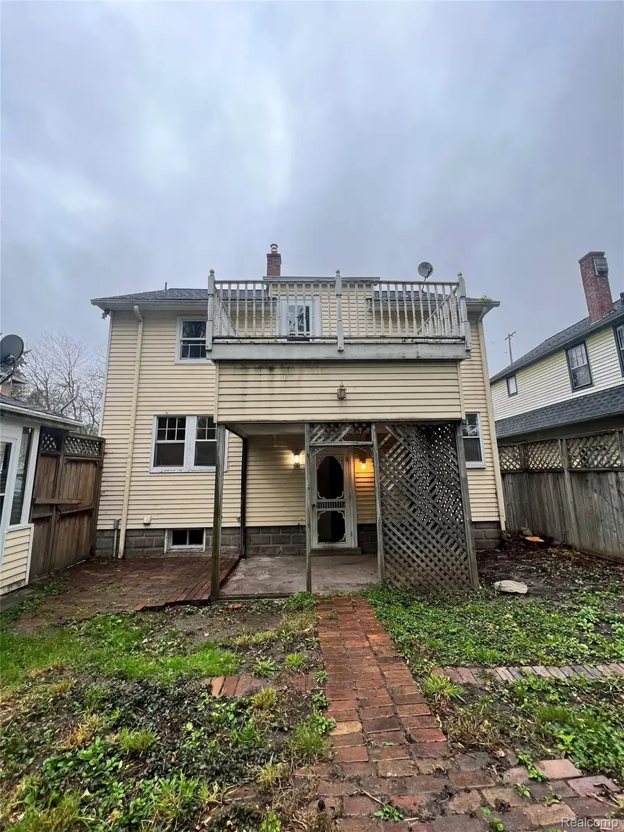254 Lockwood Street, Saginaw, MI 48602 - #3