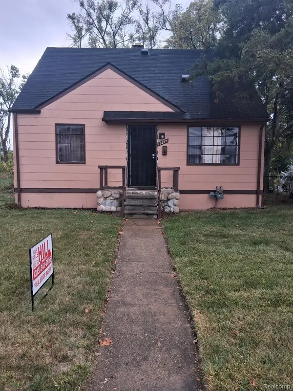 15643 W Chicago Street, Detroit, MI 48228