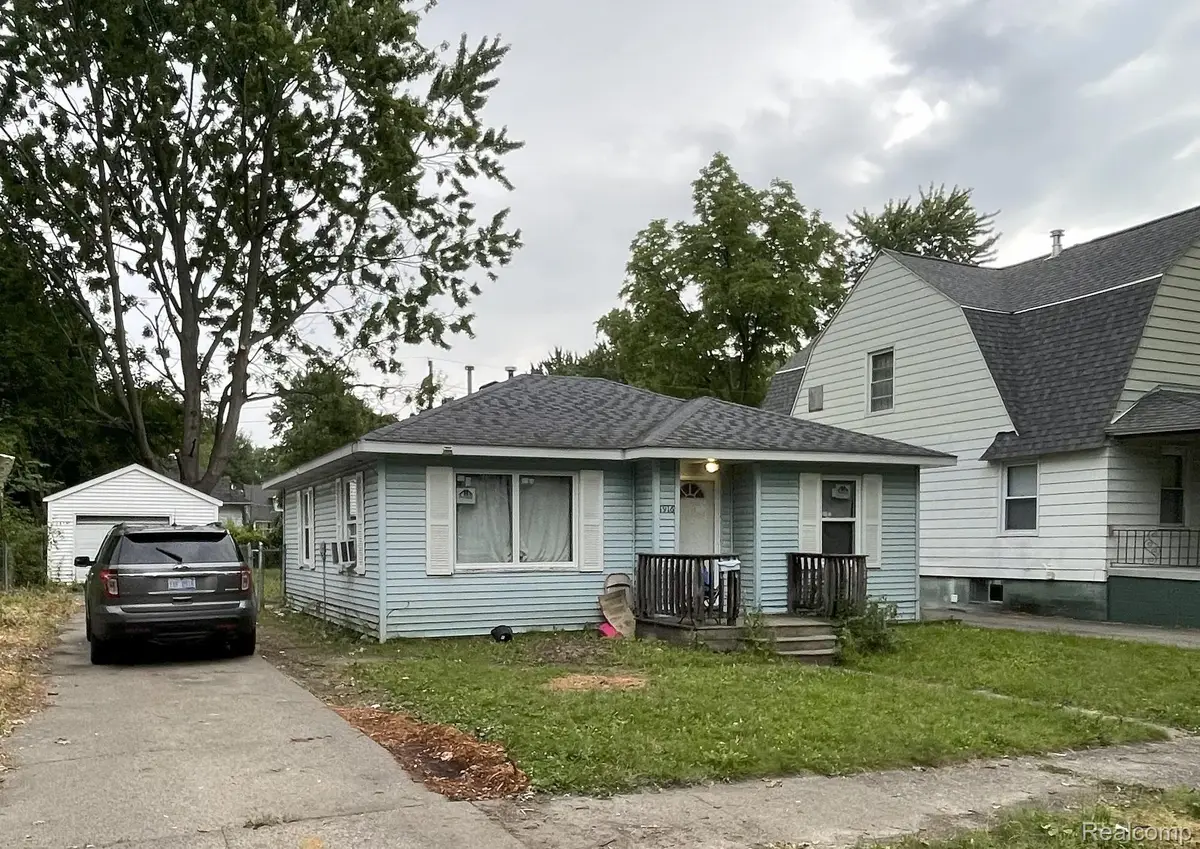 1916 Joslin Street, Saginaw, MI 48602 - #1