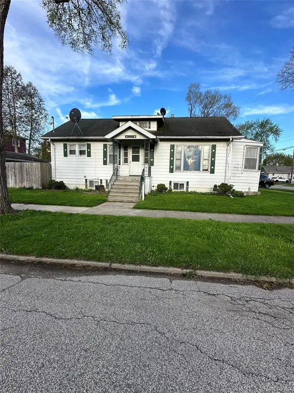 2341 N Clinton Street, Saginaw, MI 48602