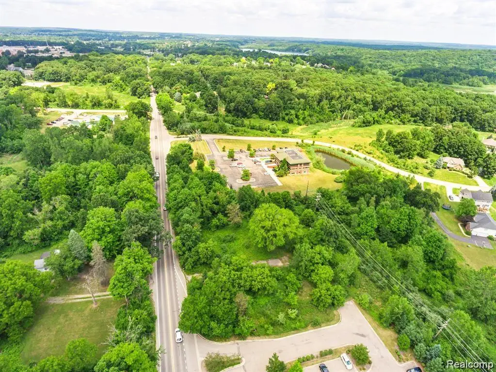 1646 N Milford Road, Milford, MI 48381 - #1