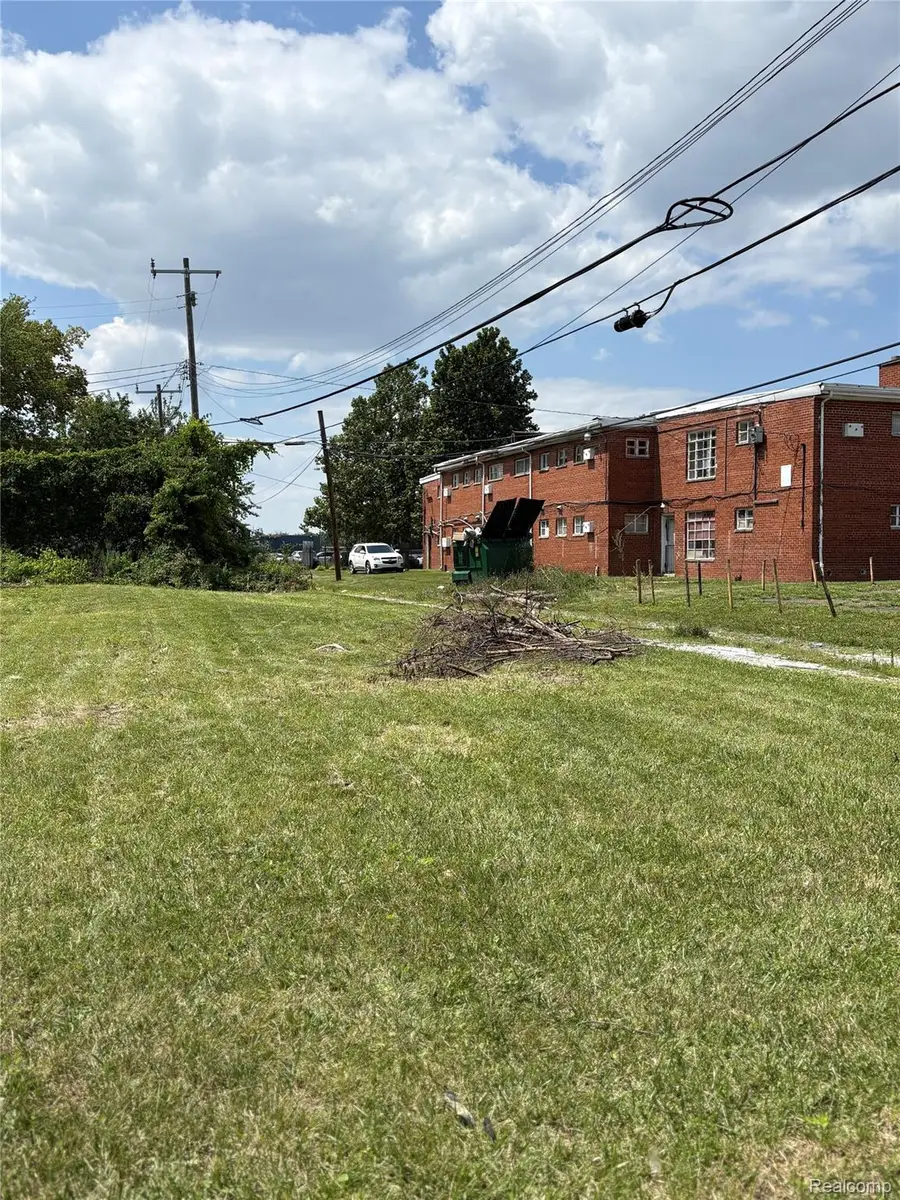 11433 Sorrento Street, Detroit, MI 48227 - #2