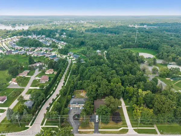 Parcel "B" Log Cabin Drive, CommerceTwp, MI 48390