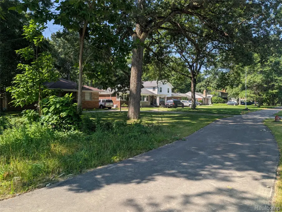 0000 W 9 Mile Road, Southfield, MI 48075 - #3