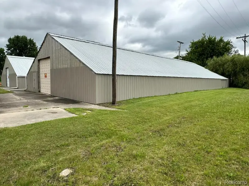 350 N Jackson Street, Lapeer, MI 48446 - #3