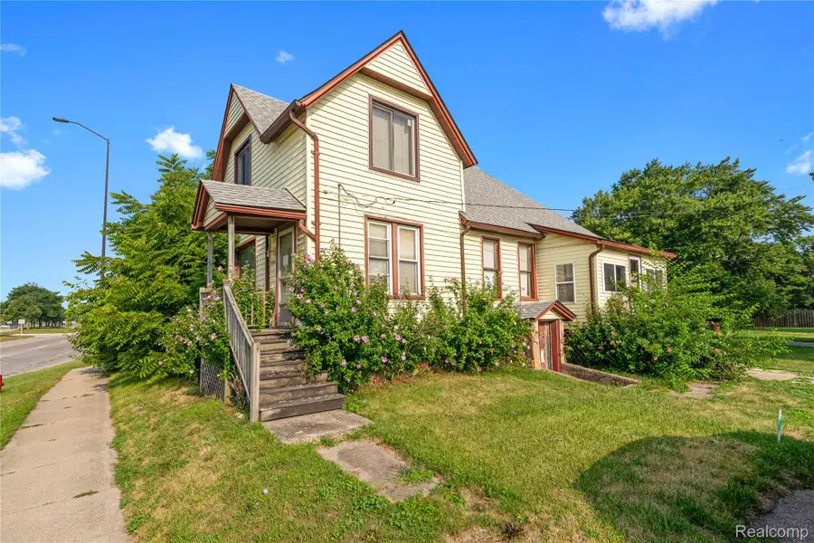 15602 Northline Road, Southgate, MI 48195 - #2