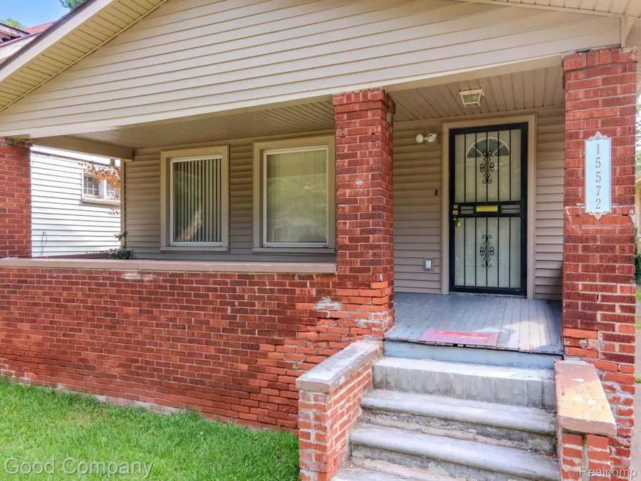 15572 Normandy Street, Detroit, MI 48238 - #2