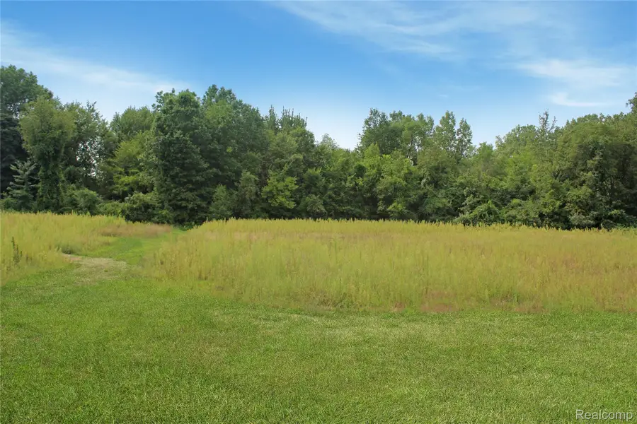 35344 Ecorse Road, Romulus, MI 48174 - #2