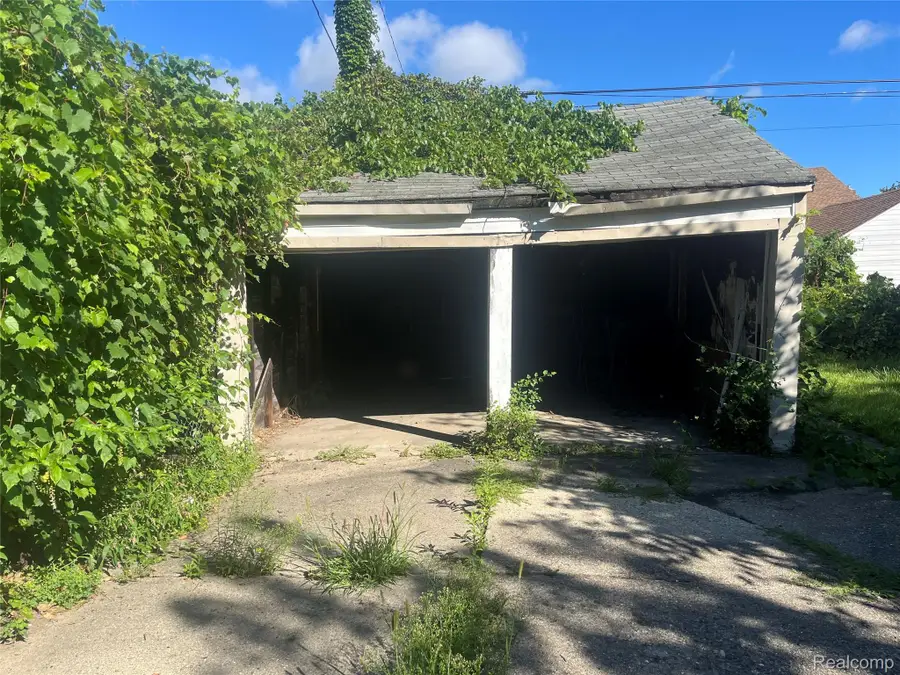 11233 Engleside Street, Detroit, MI 48205 - #2