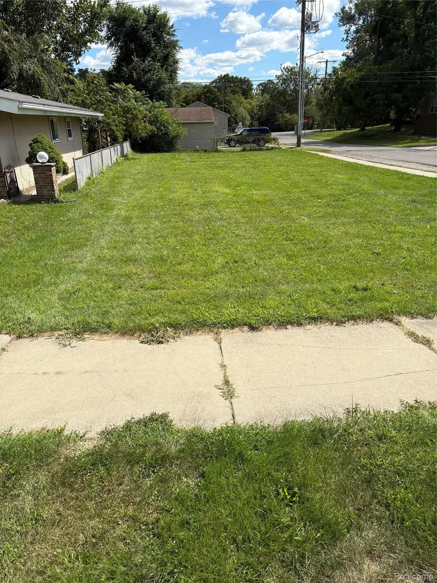 15802 Beech Daly Road, Redford, MI 48239 - #3
