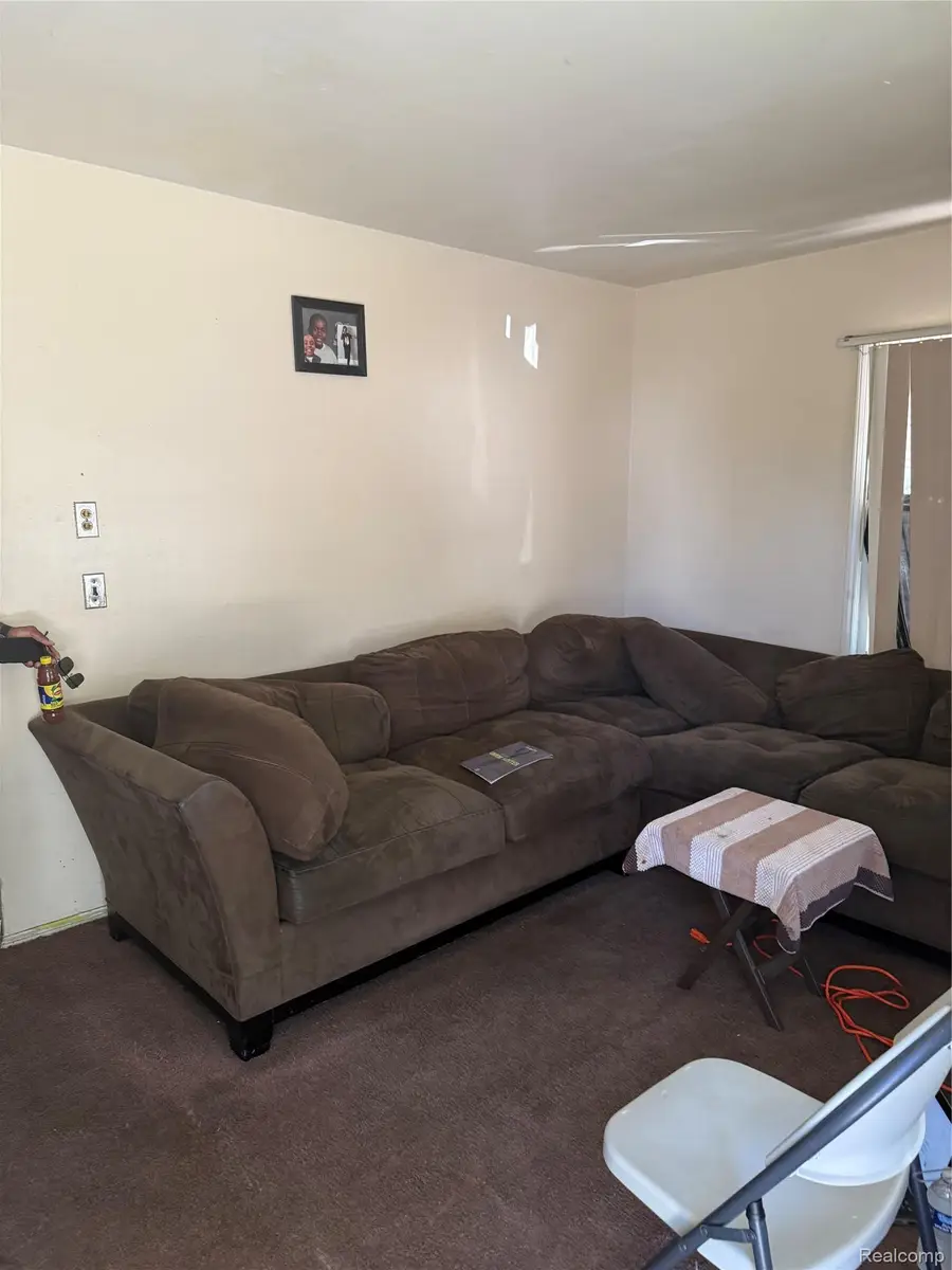 19336 Huntington Road, Detroit, MI 48219 - #3