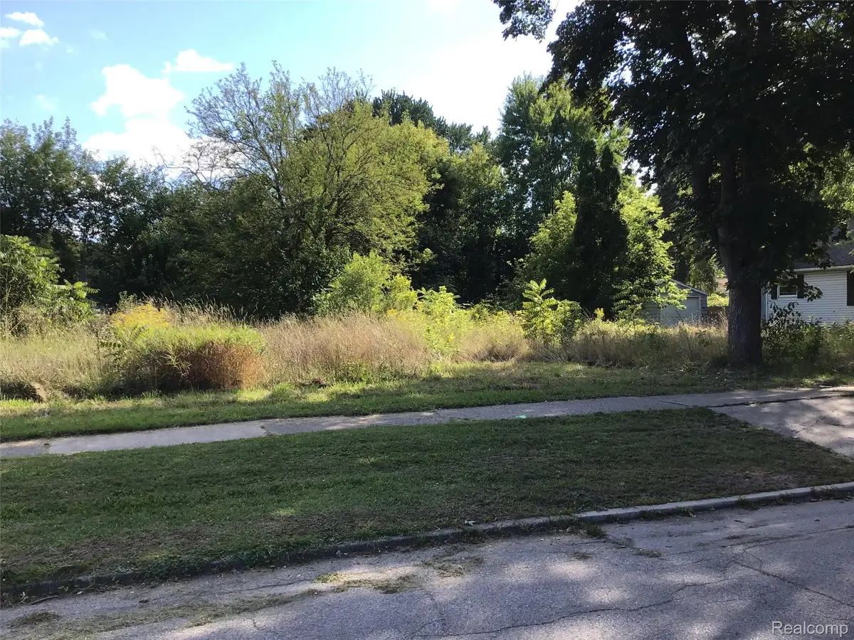 1817 Ring Street, Saginaw, MI 48602 - #1