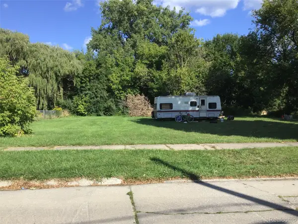 2420 Lynnwood Avenue, Saginaw, MI 48601