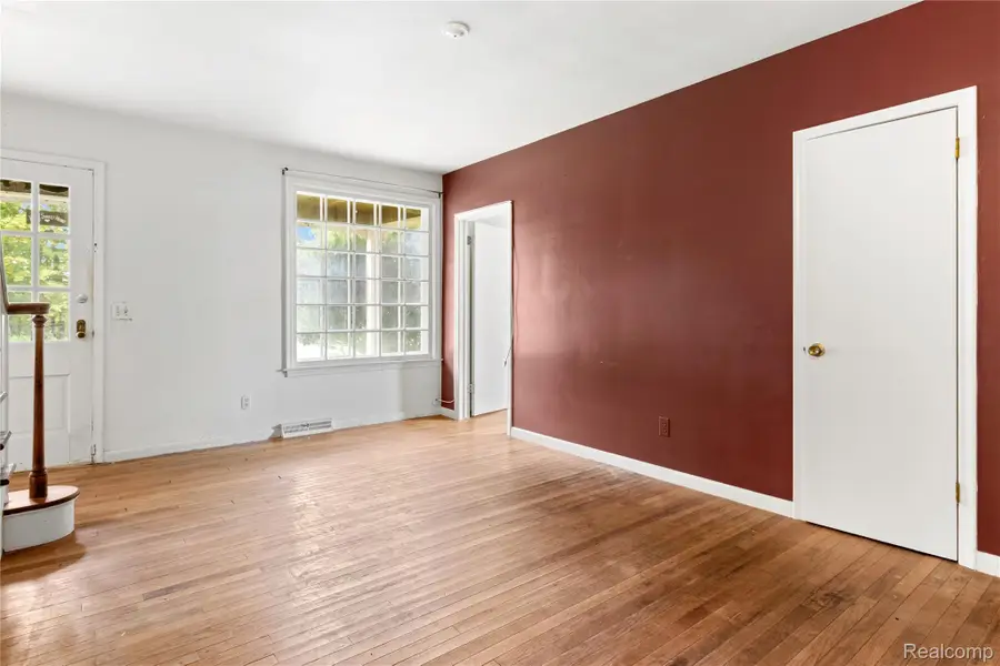 50505 Geddes Road, Canton, MI 48188 - #3