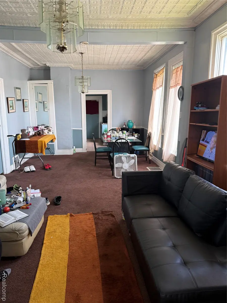 614 Field Street, Detroit, MI 48214 - #3