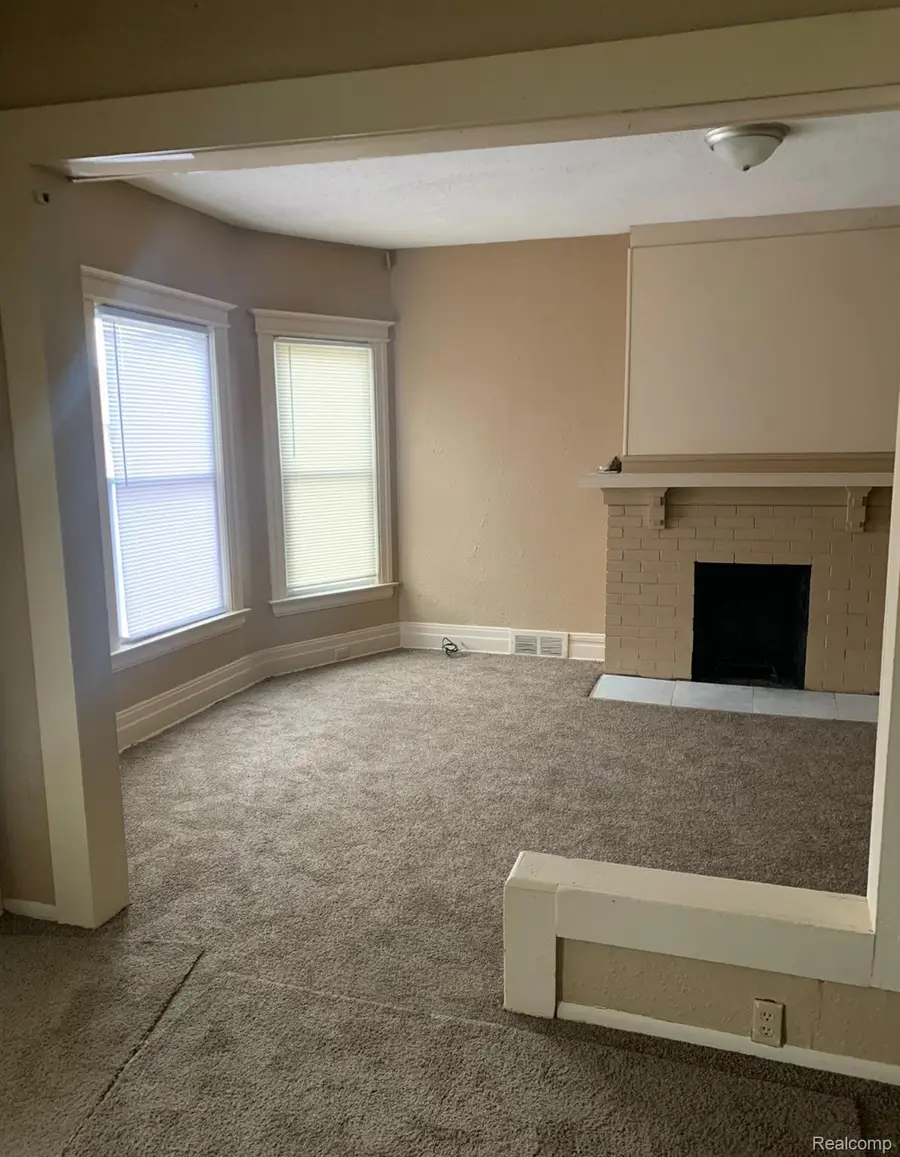 6176 Wabash Street, Detroit, MI 48208 - #2