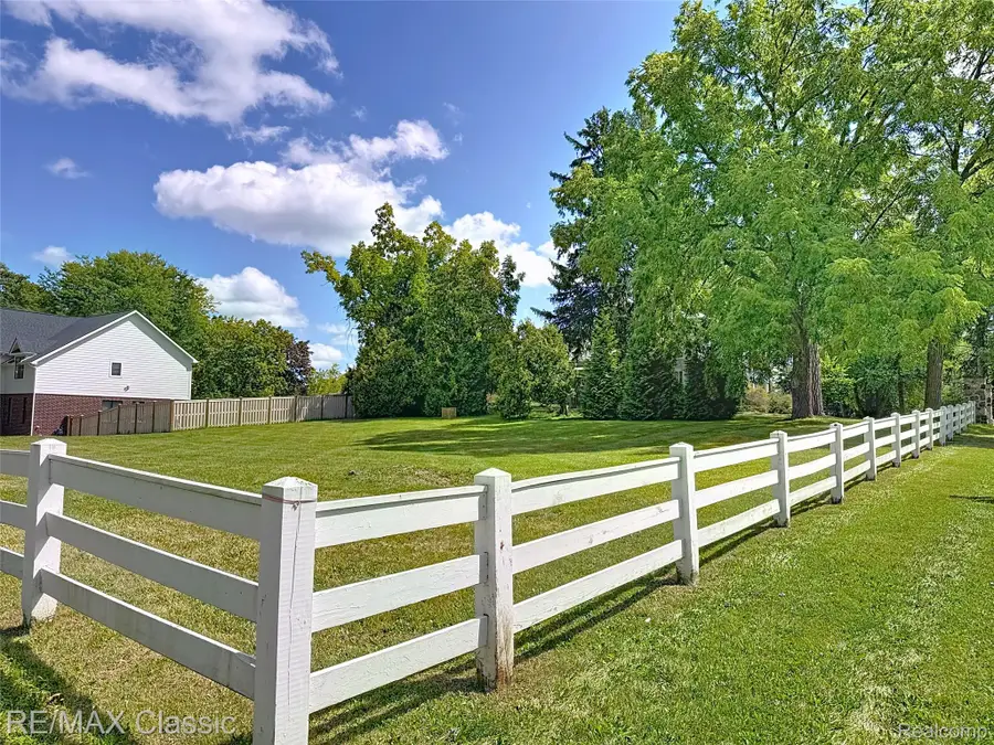 2100 Tuomy Road, Ann Arbor, MI 48104 - #2