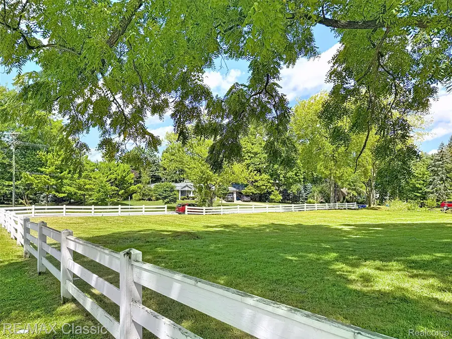 2100 Tuomy Road, Ann Arbor, MI 48104 - #3