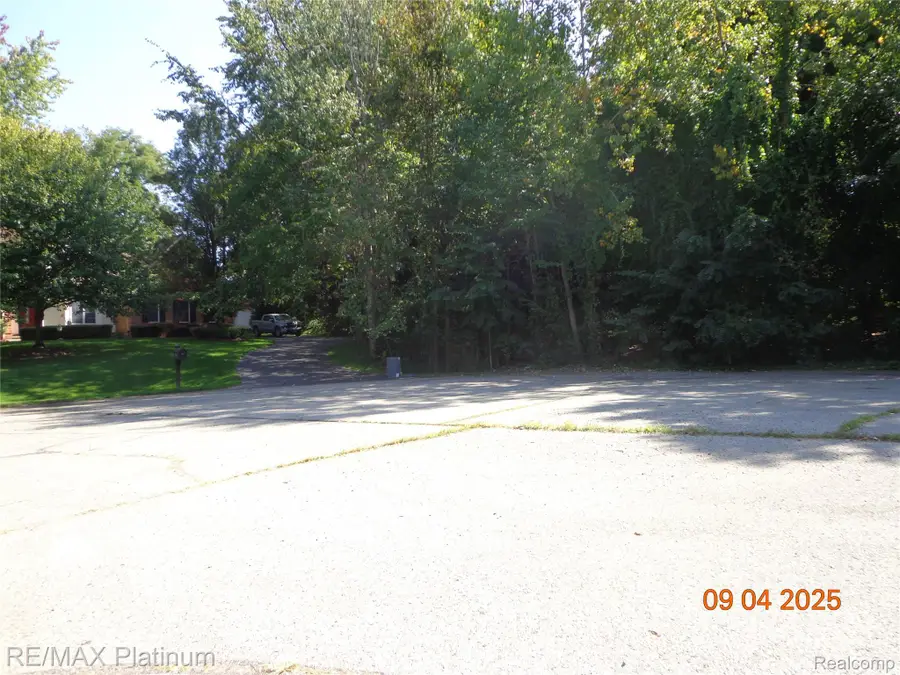 1928 Mist Wood Drive, Howell, MI 48843 - #2