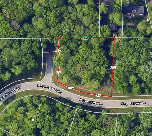 654 Kings Fairway Lane, GrandBlanc, MI 48439