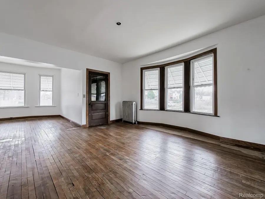 5303 Iroquois Street, Detroit, MI 48213 - #2