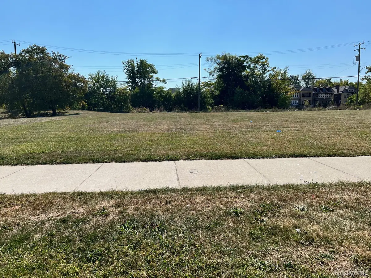 2025 W Euclid Street, Detroit, MI 48206 - #1