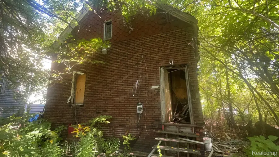 4753 Mount Elliott Street, Detroit, MI 48207 - #2