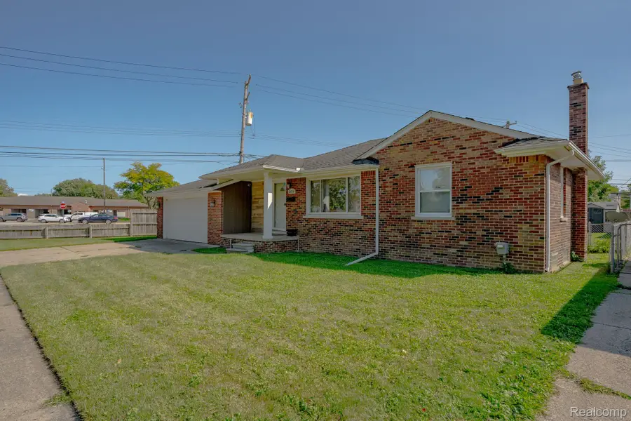 21258 Bon Brae Street, Saint Clair Shores, MI 48081 - #2