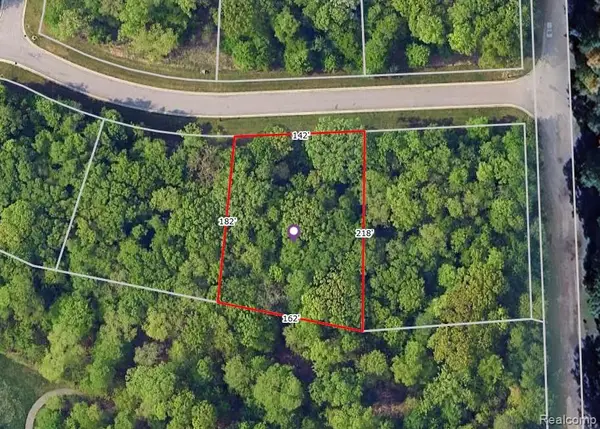 665 Kings Fairway Lane, GrandBlanc, MI 48439