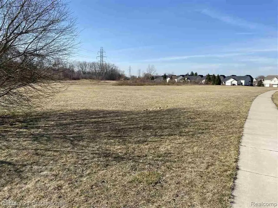14700 19 Mile Road, Sterling Heights, MI 48313 - #3
