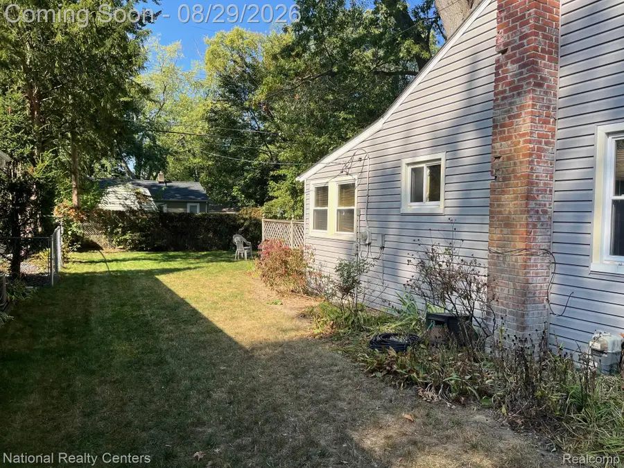 3270 Royal Boulevard, Commerce Township, MI 48382 - #2