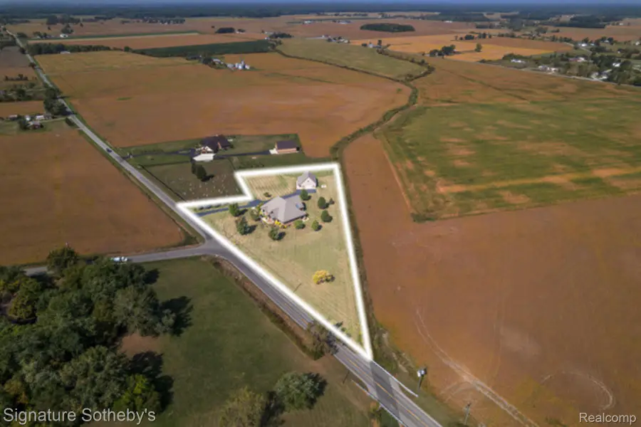 8650 Stone Road, Maybee, MI 48159 - #2