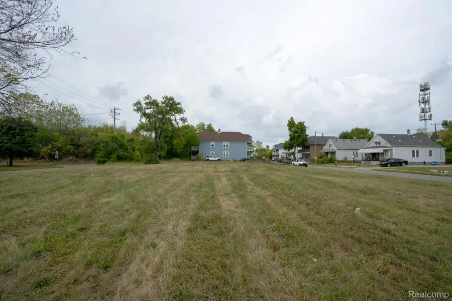 9839 Russell Street, Detroit, MI 48211 - #2